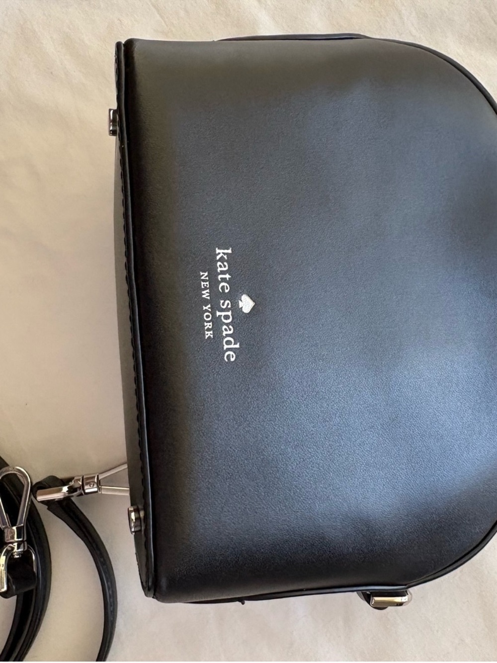 Kate Spade Penguin Crossbody Bag with Penguin Pouch- Black and White - Picture 4 of 13